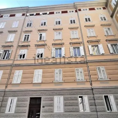 La Casa Di Lu Apartment Trieste